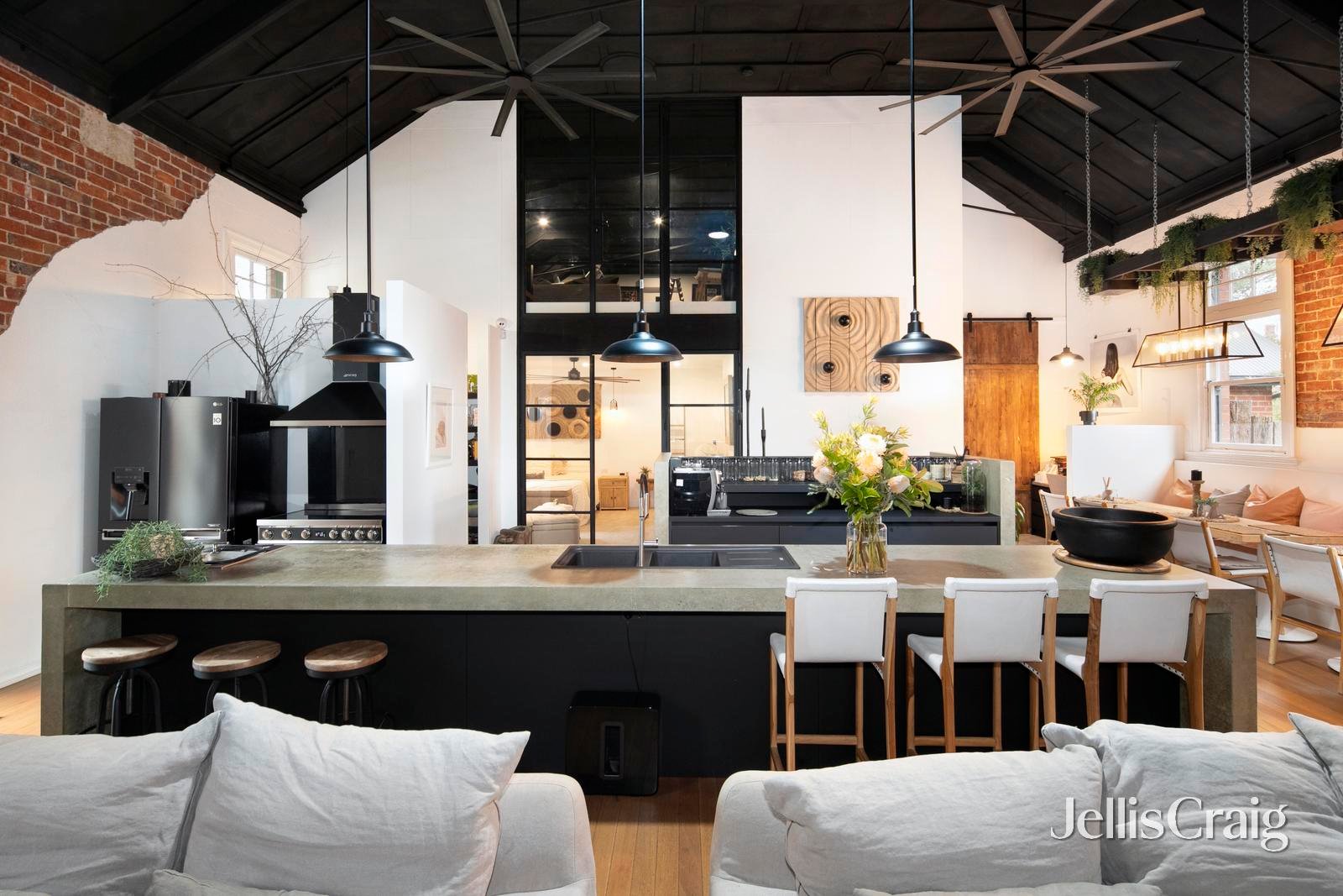 820 Armstrong Street North, Ballarat North image 4