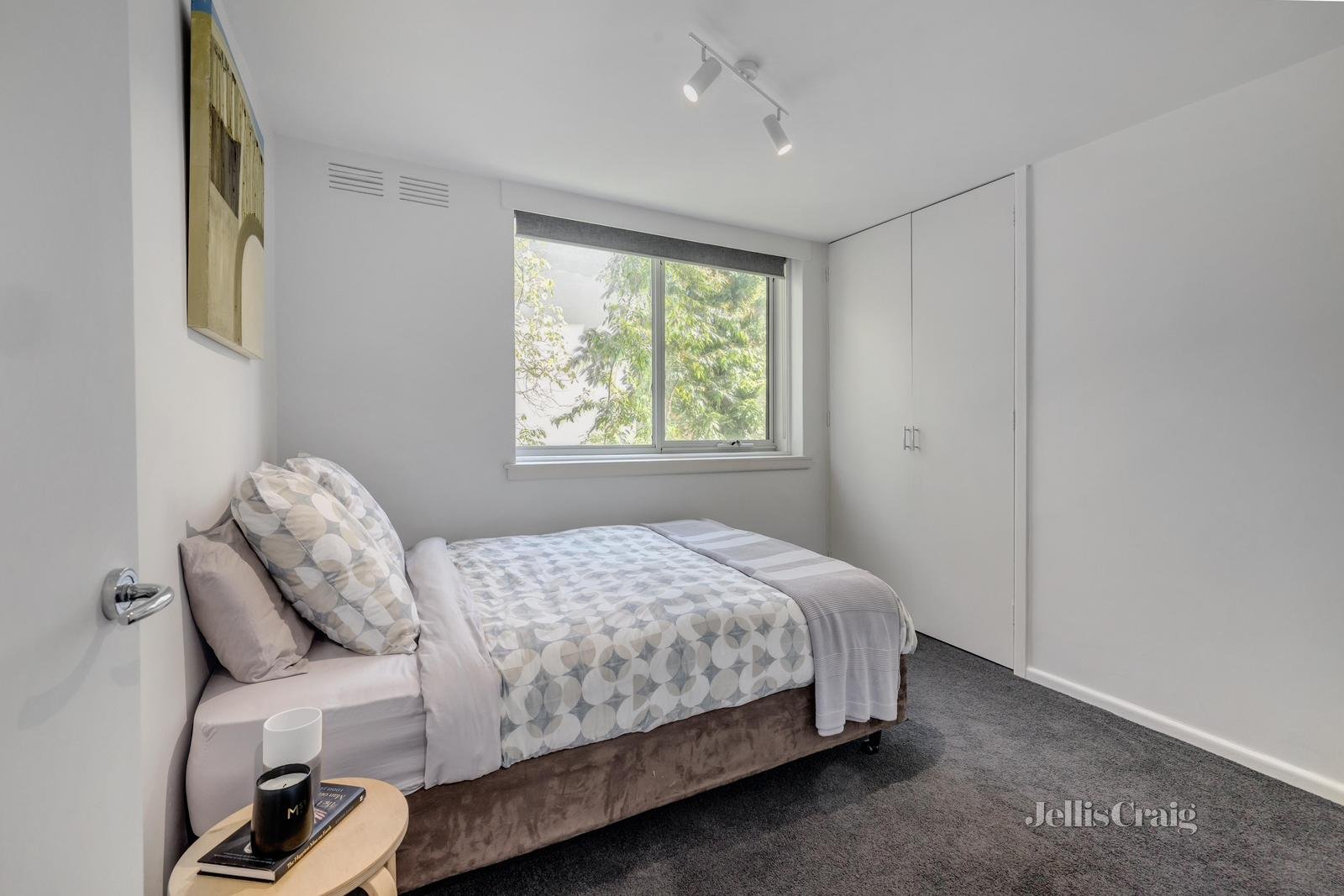 8/20 Cromwell Road, South Yarra image 7