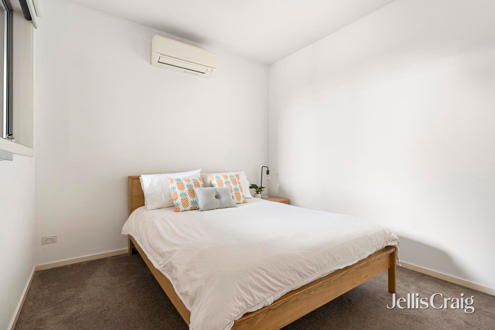 8/20 Glass Street, Essendon image 7