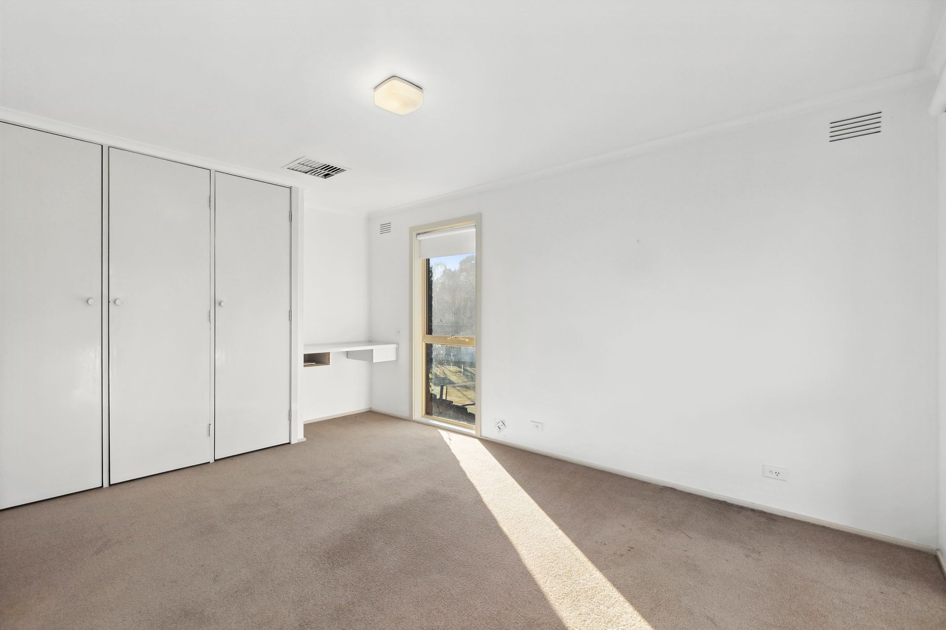 8/20 Kireep Road, Balwyn image 3