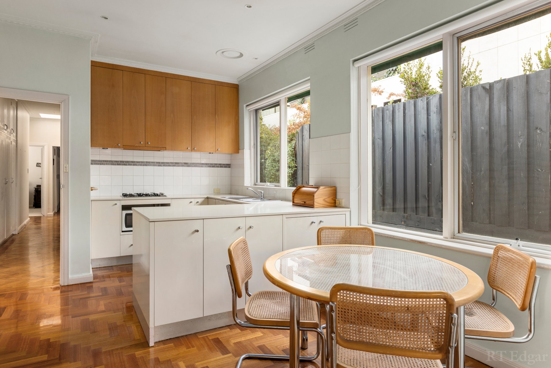 Property Gallery Thumbnail 6