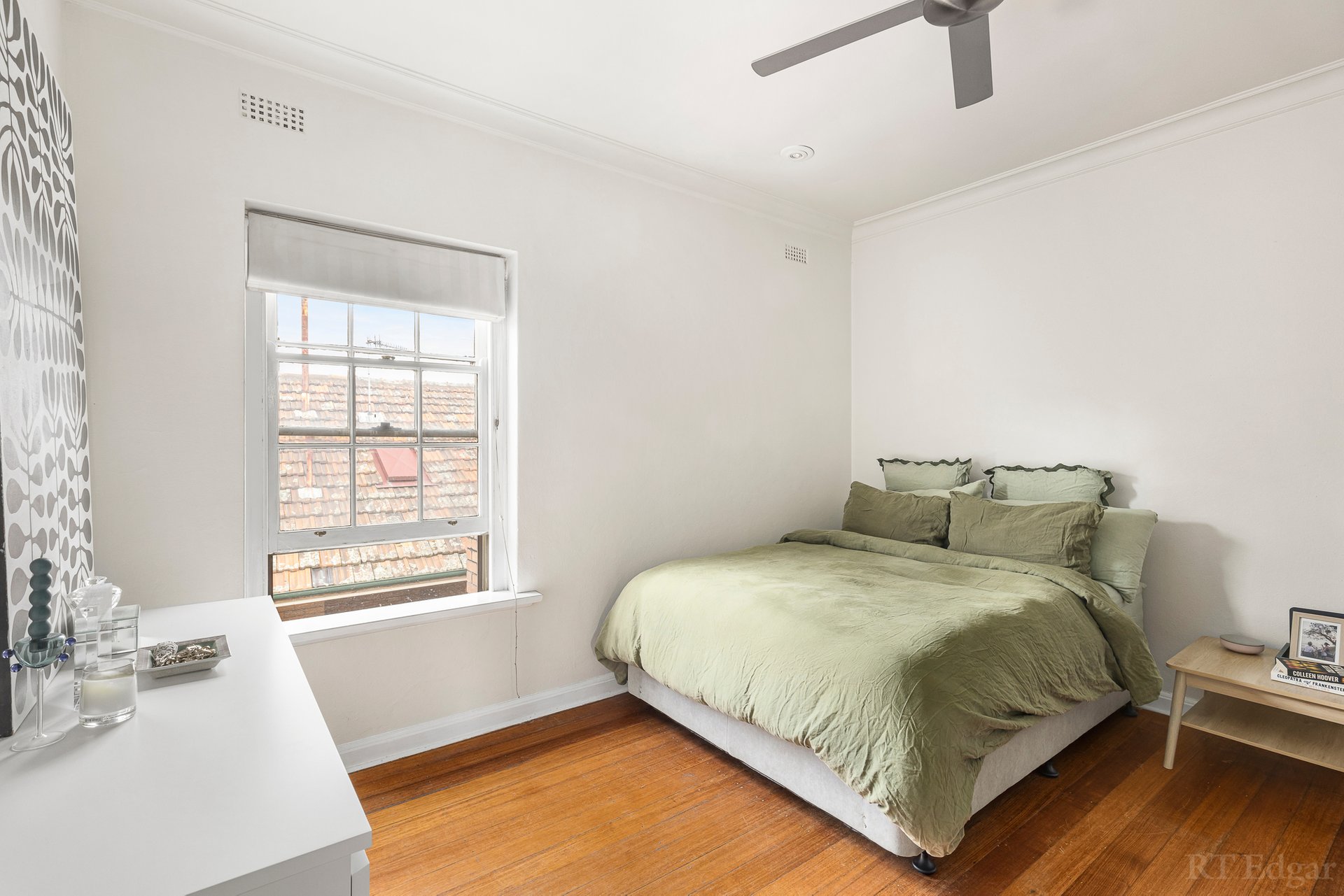 Property Gallery Thumbnail 7