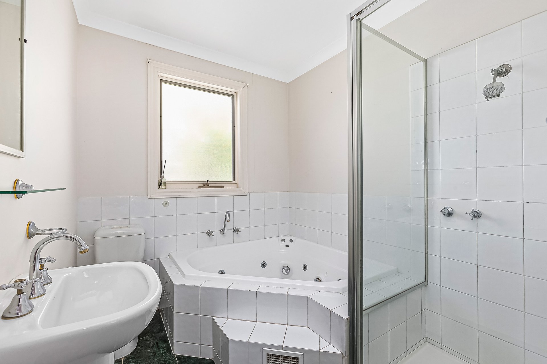 Property Gallery Thumbnail 5