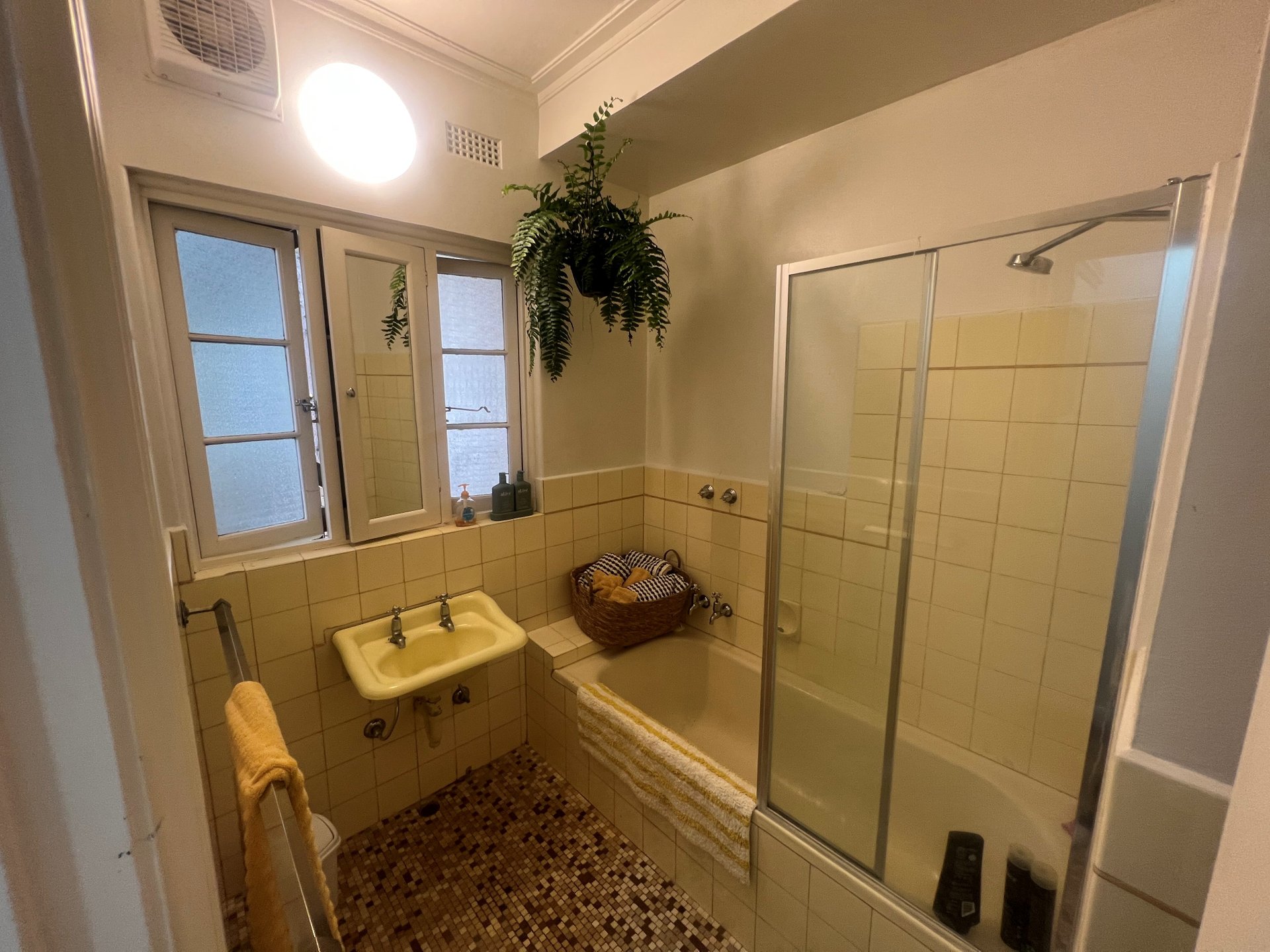 Property Gallery Thumbnail 7