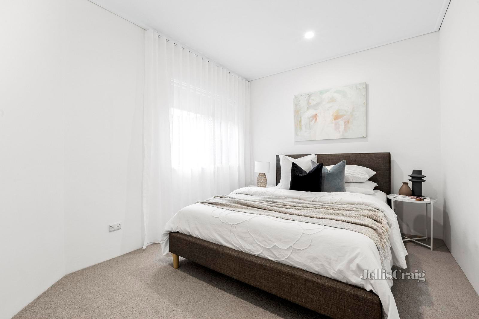 8/21 Park Lane, South Yarra image 7