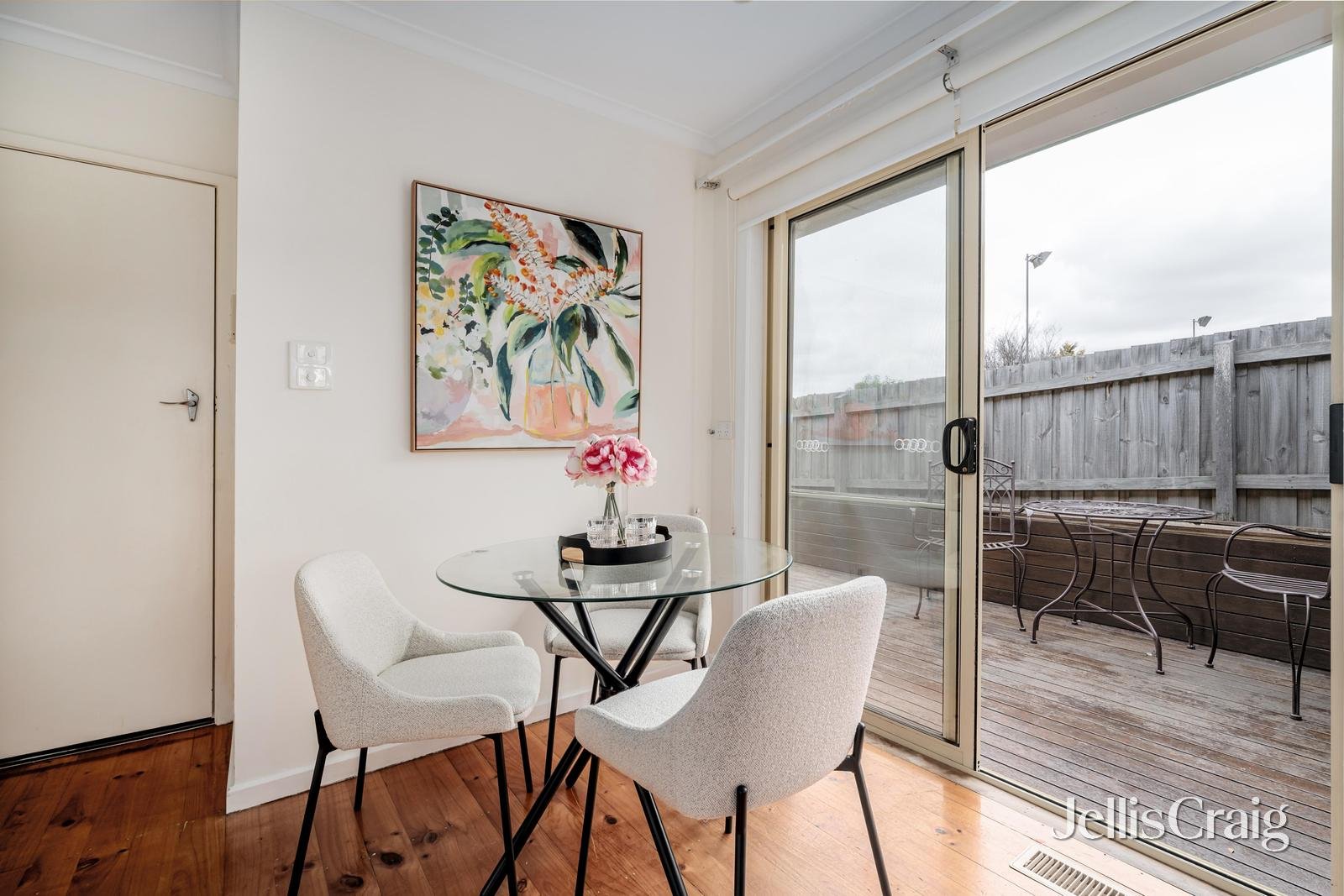 8/216-218 Lawrence Road, Mount Waverley image 4