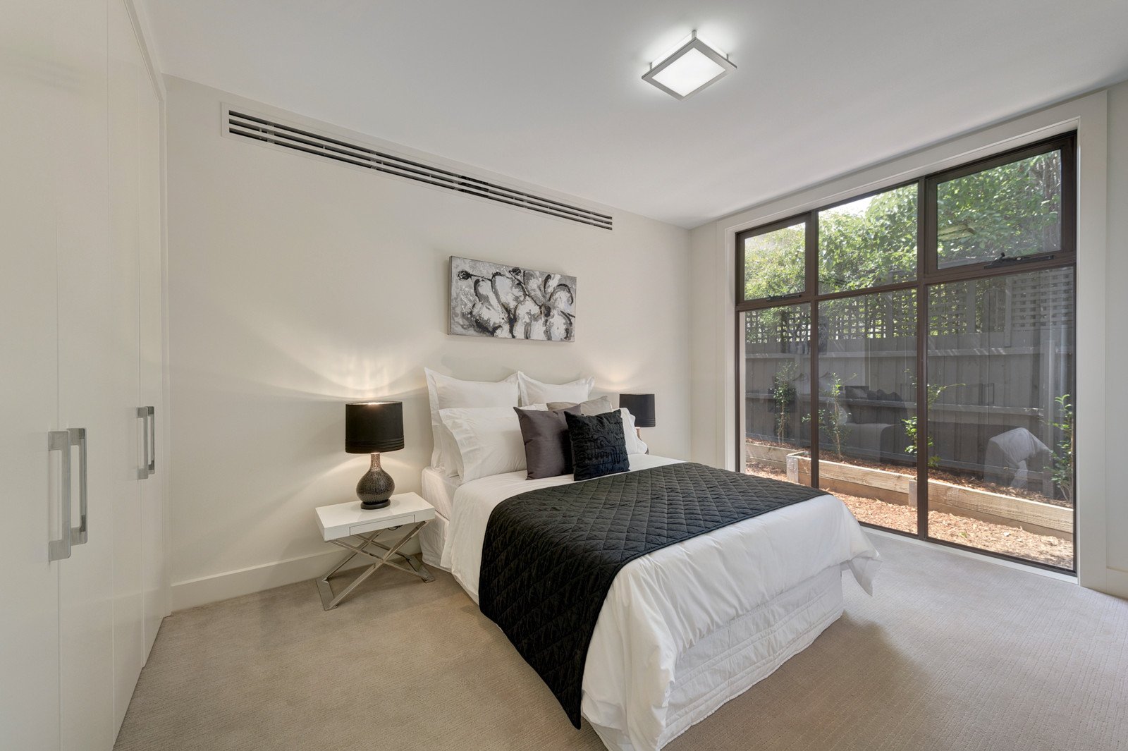 8/216 Belmore Road, Balwyn image 3