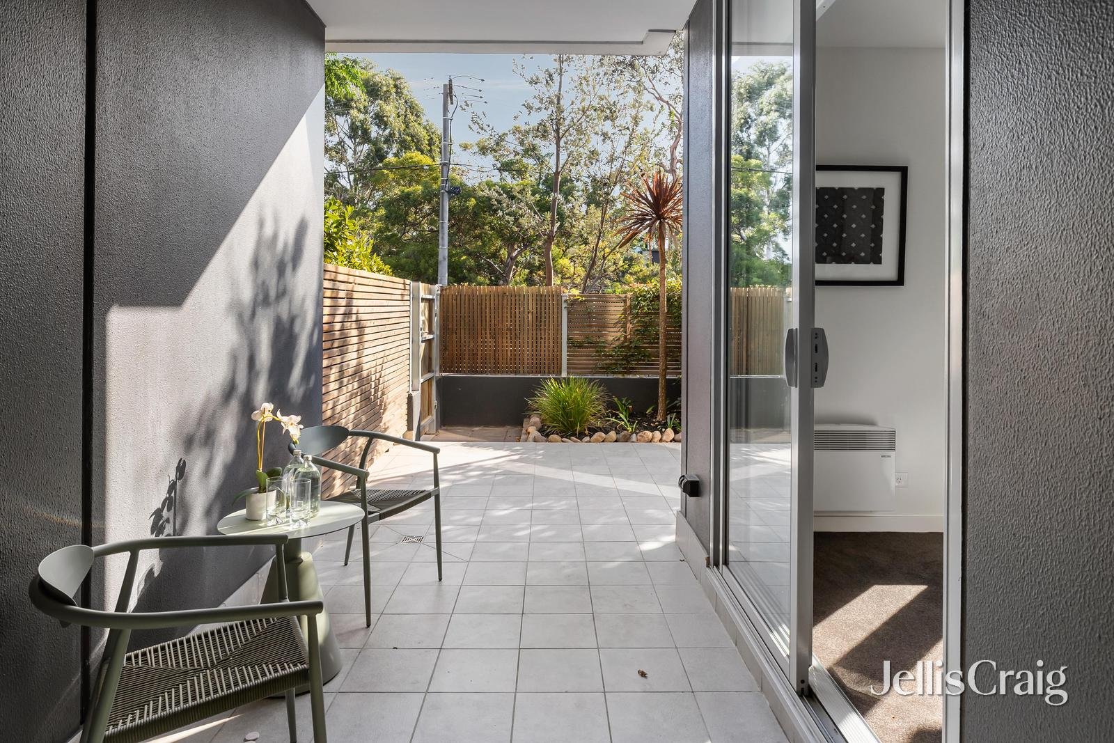 8/22-24 Warleigh Grove, Brighton image 9