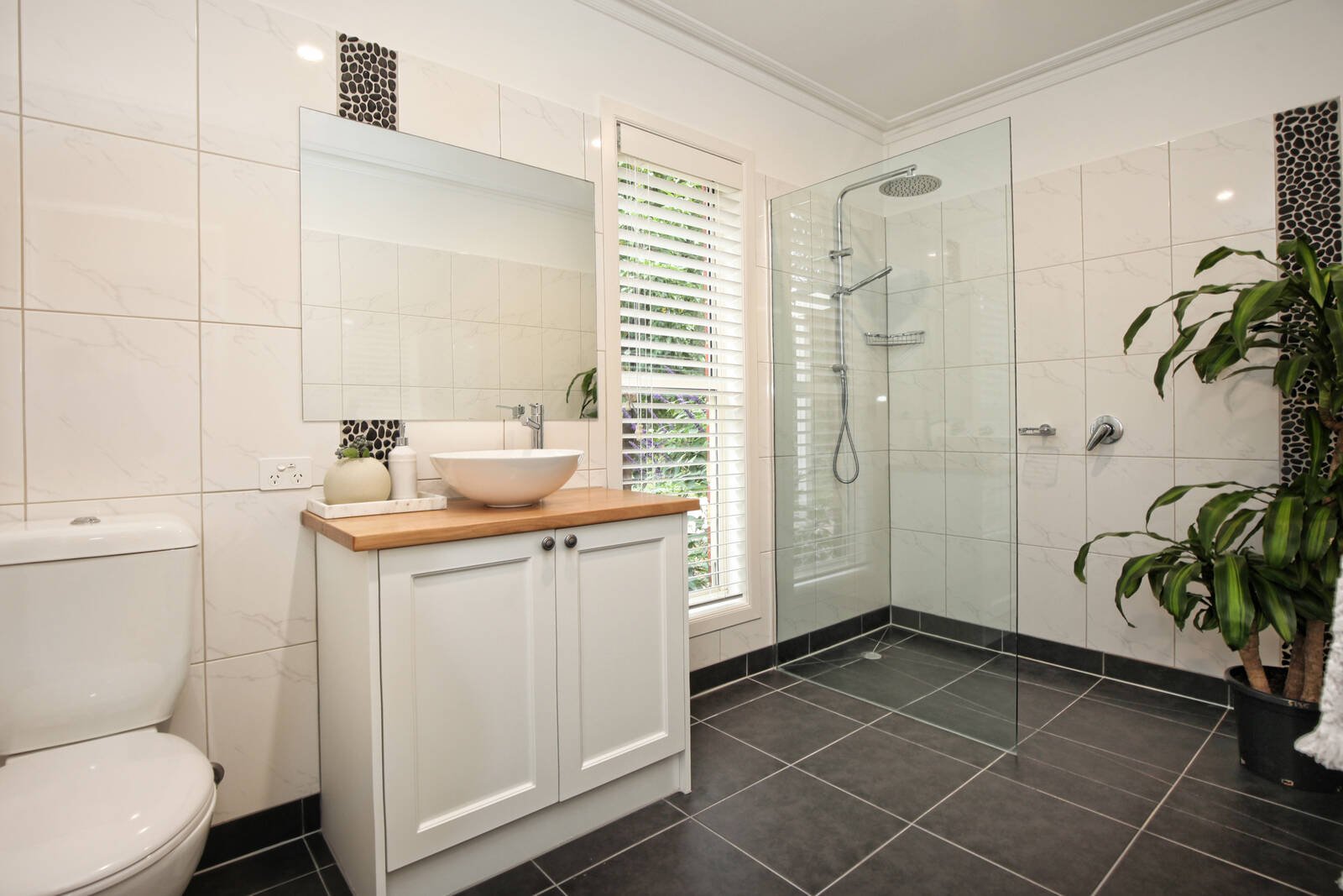 Property Gallery Thumbnail 10