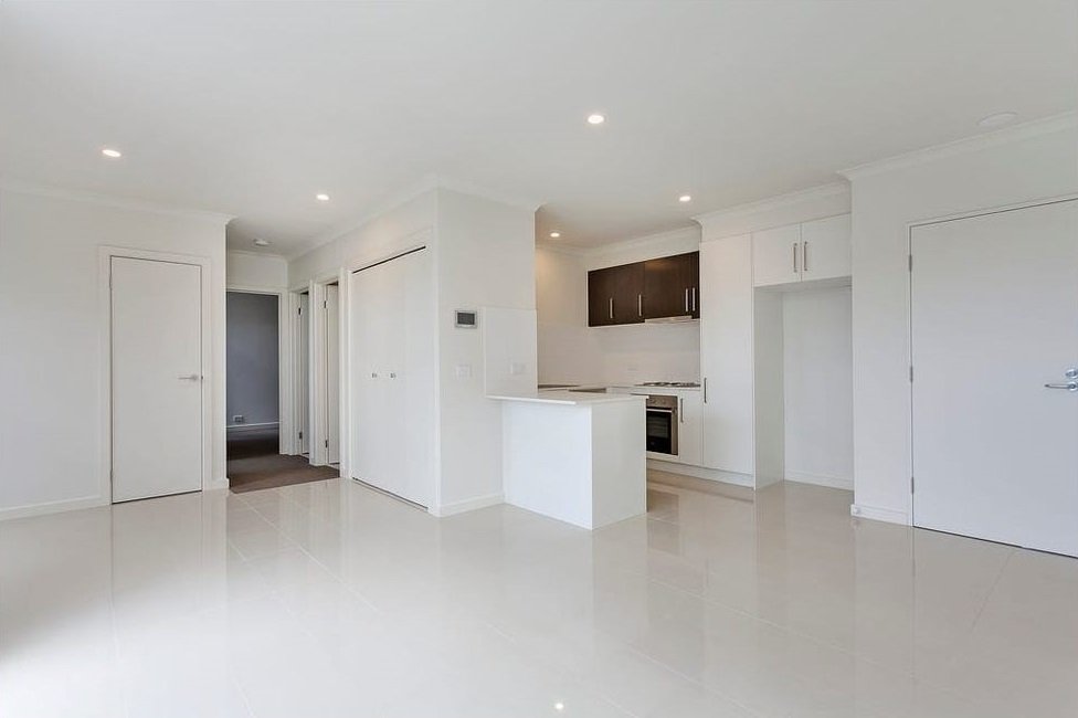 8/22 Bourke Street, Ringwood image 3