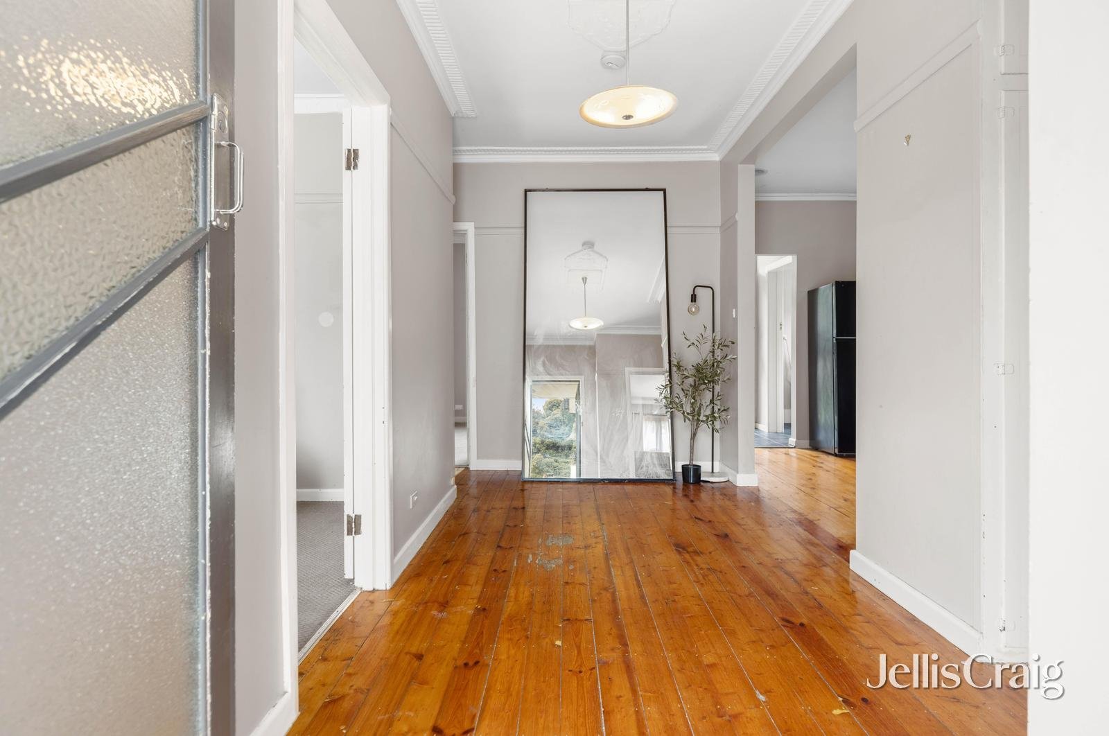 822 Humffray Street South, Mount&nbsp;Pleasant image 2