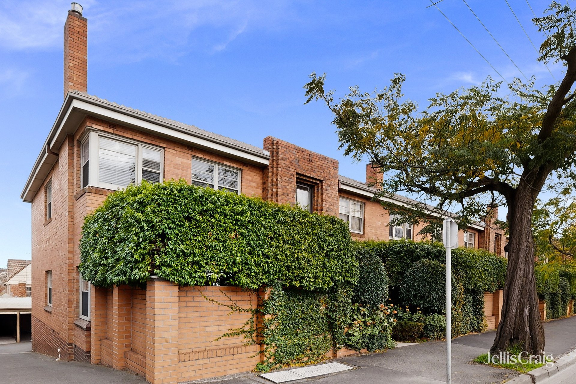 8/22 Riversdale Road, Hawthorn image 1