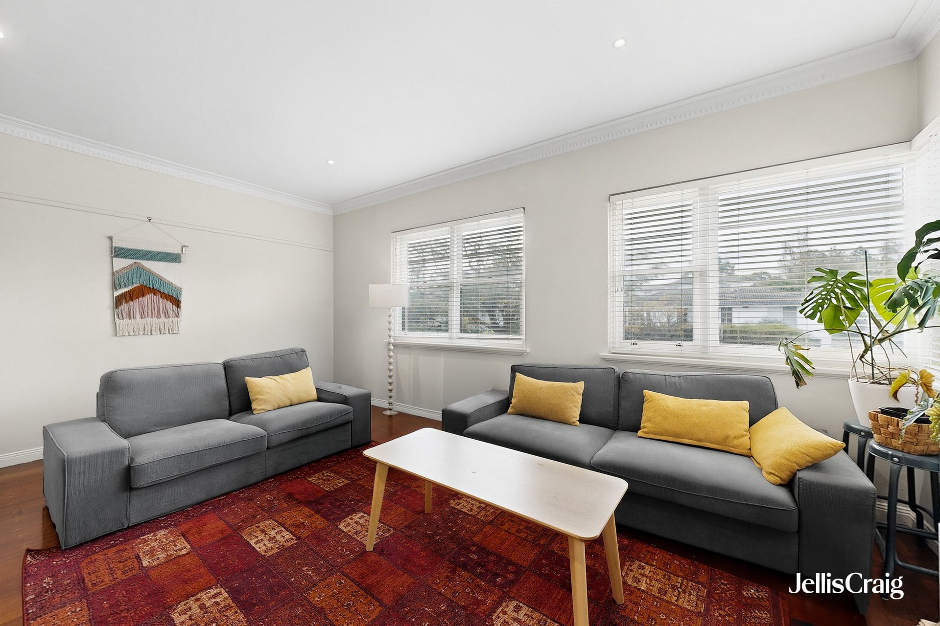 8/22 Riversdale Road, Hawthorn image 2