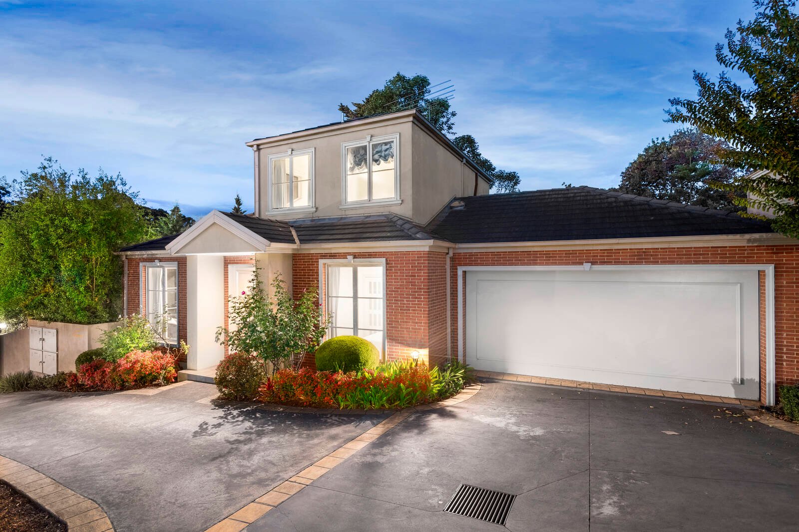 Property Gallery - Main Image