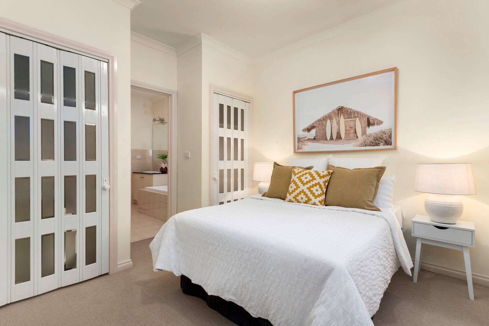 Property Gallery Thumbnail 6