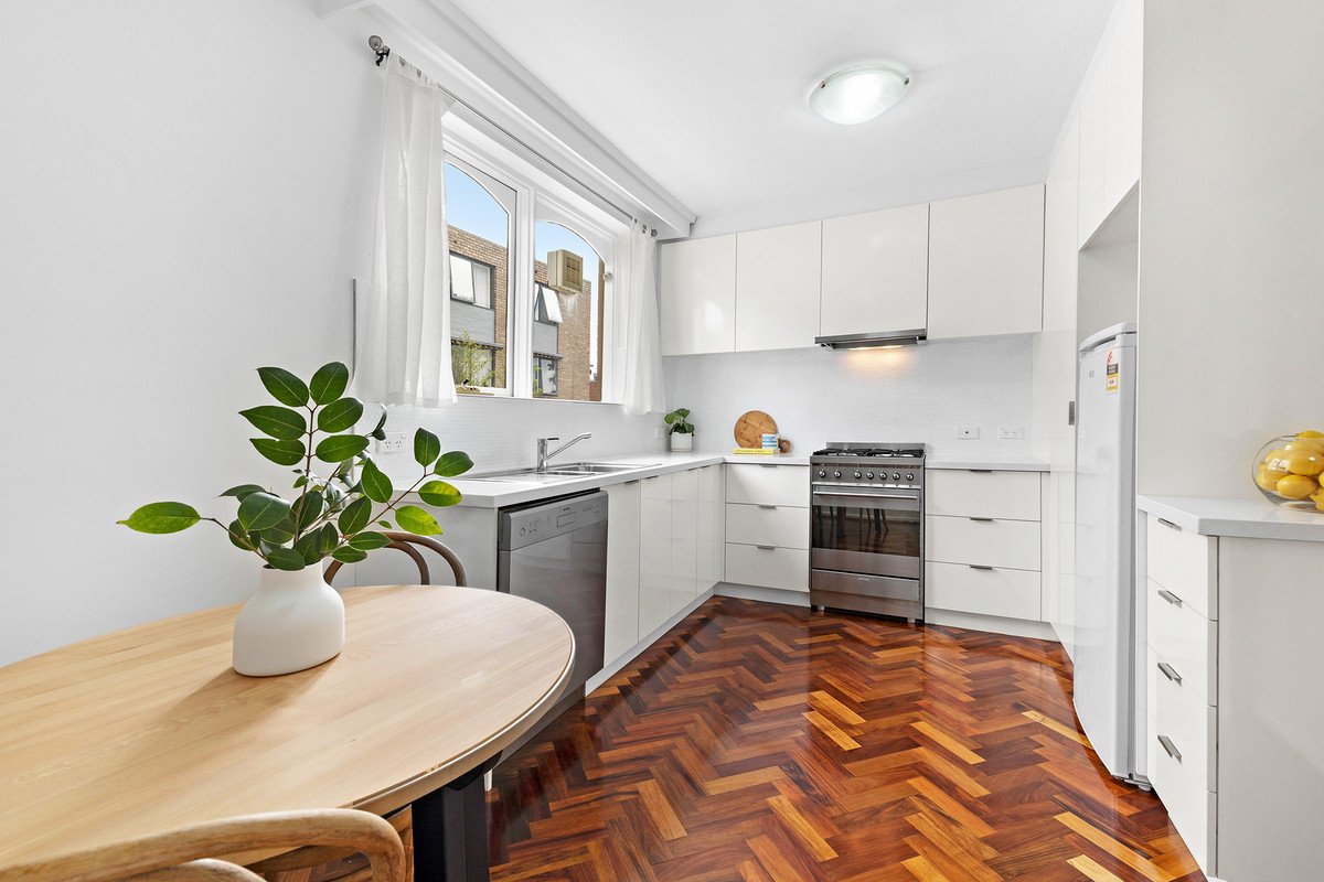 8/23 Auburn Grove, Hawthorn East image 2