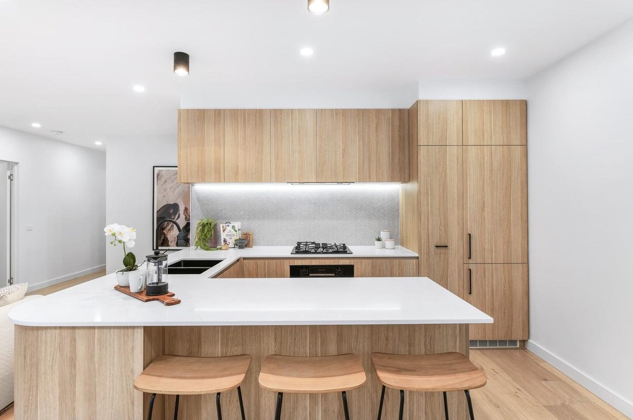 8/23 Carawatha Road, Doncaster image 2