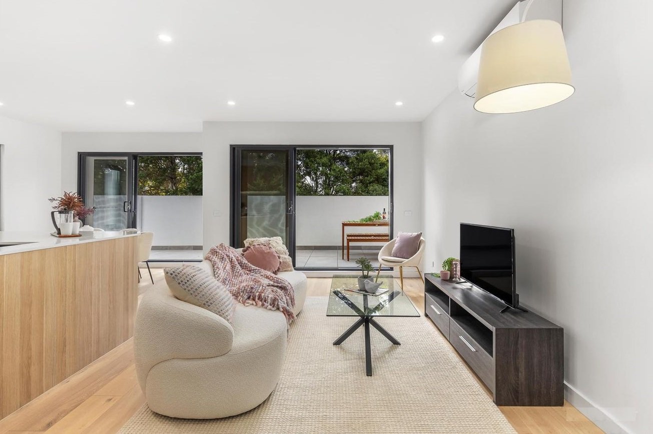 8/23 Carawatha Road, Doncaster image 3