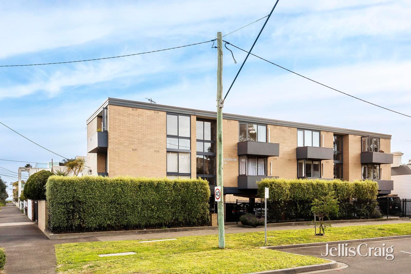 8/24 Foote Street, Albert&nbsp;Park image 2