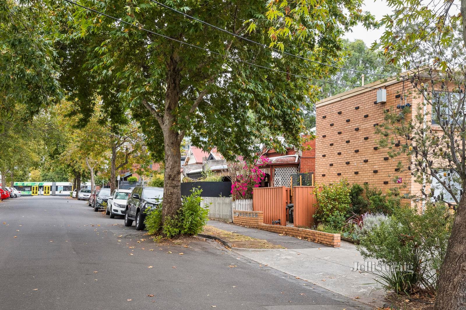 8/241 Barkly Street, Fitzroy North image 1