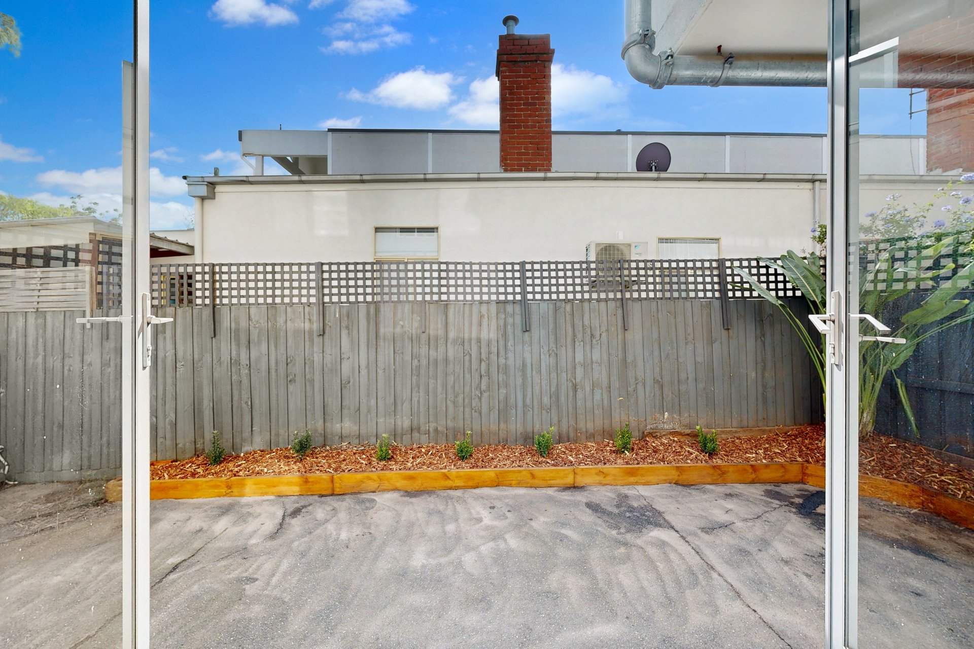 8/245 Hotham Street, St&nbsp;Kilda&nbsp;East image 2