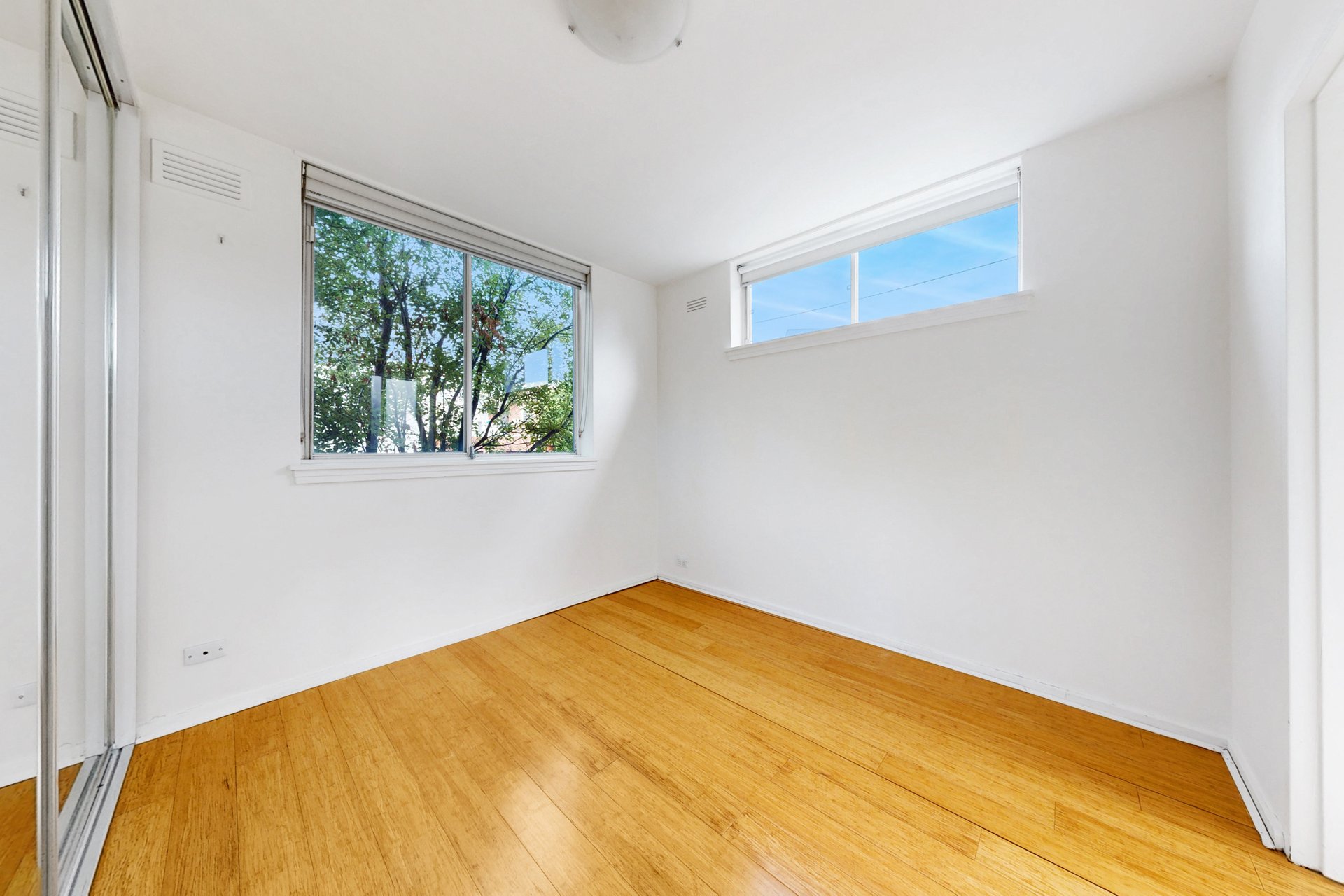 8/245 Hotham Street, St&nbsp;Kilda&nbsp;East image 7