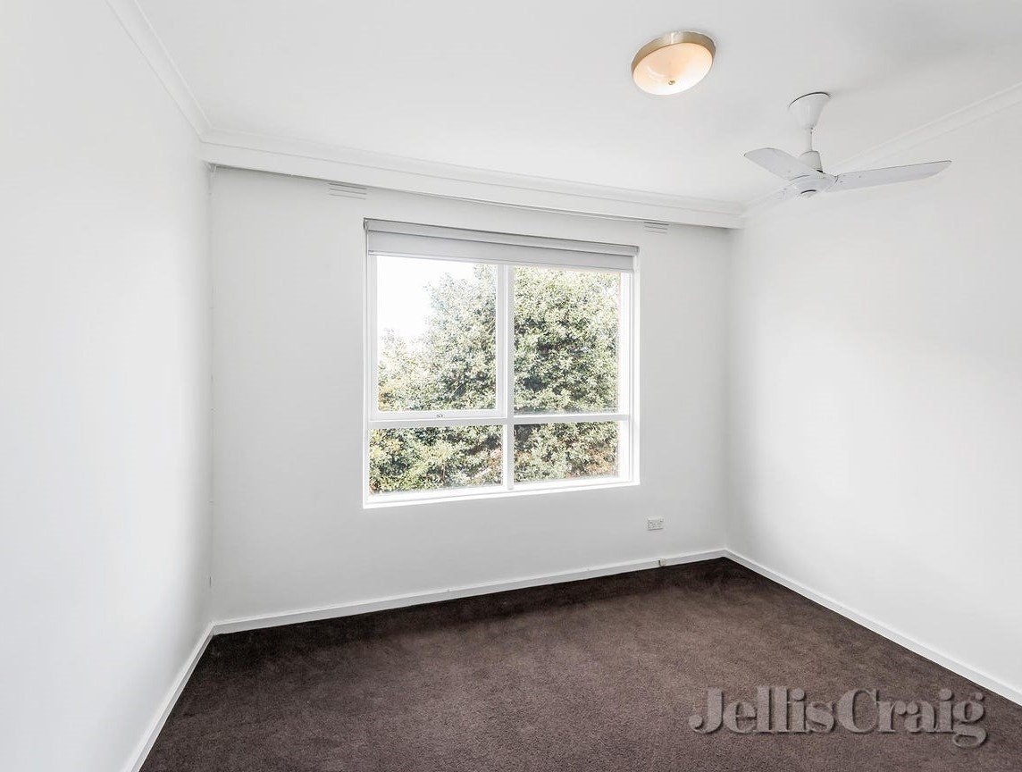 8/245 Murrumbeena Road, Murrumbeena image 3