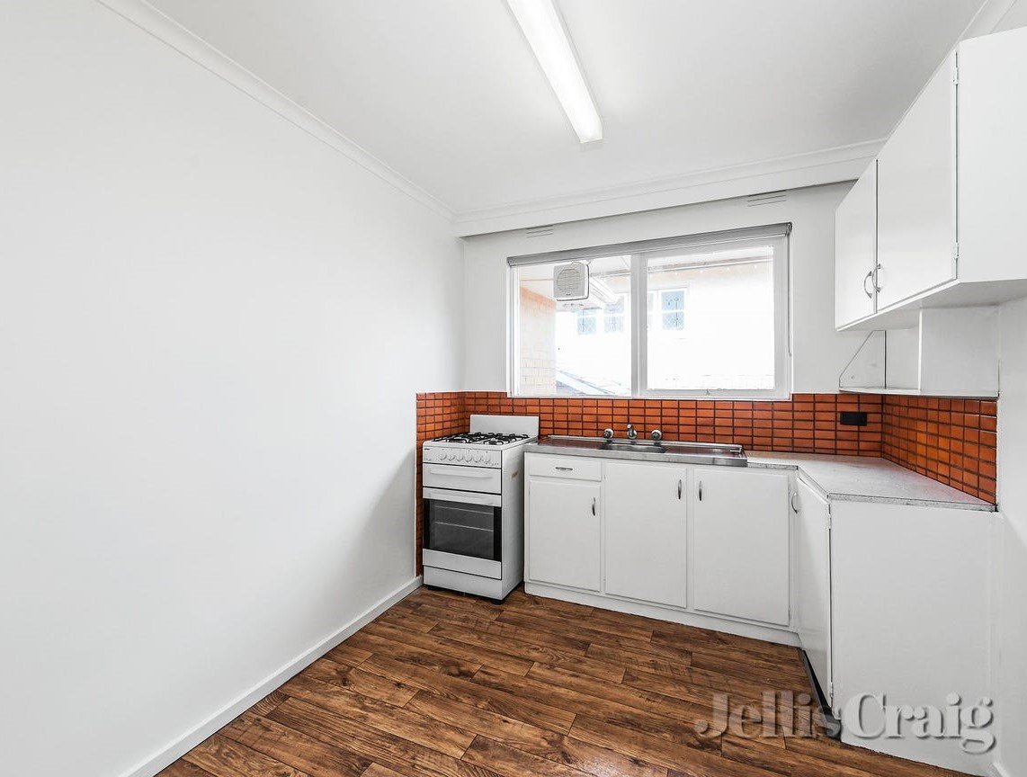 8/245 Murrumbeena Road, Murrumbeena image 1