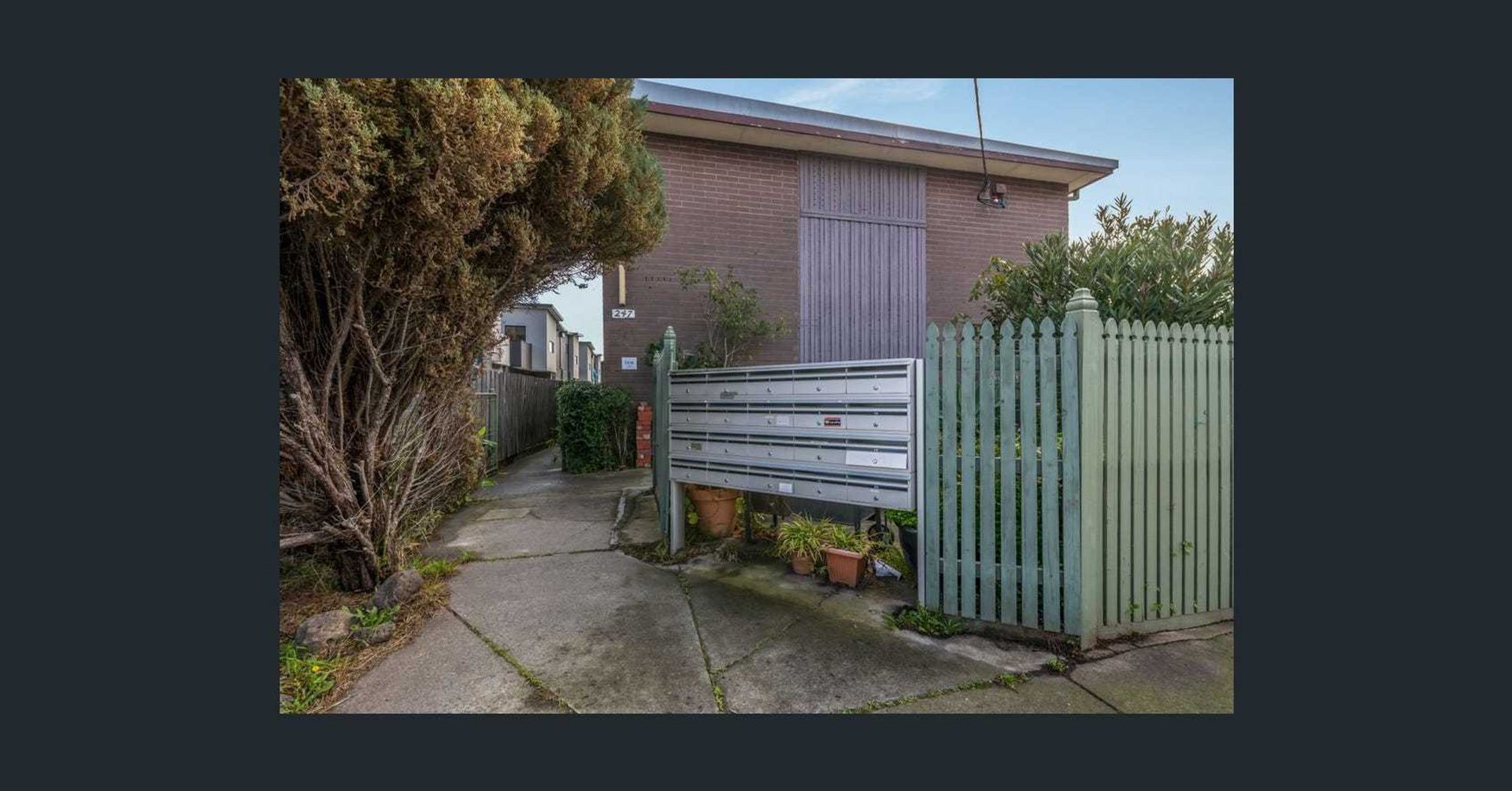 8/247 Heidelberg Road, Northcote image 1