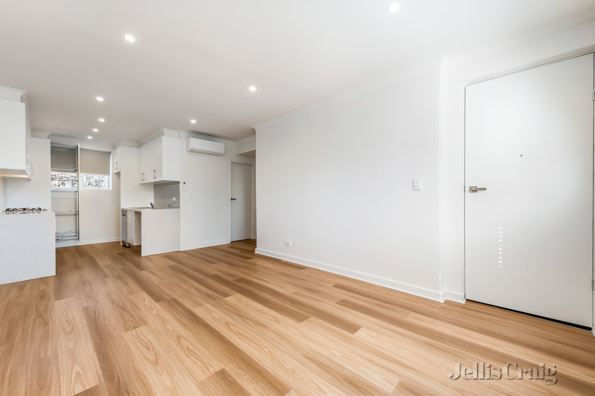 8/248 Moreland Road, Brunswick image 3