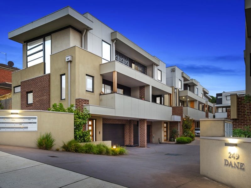 Property Gallery - Main Image