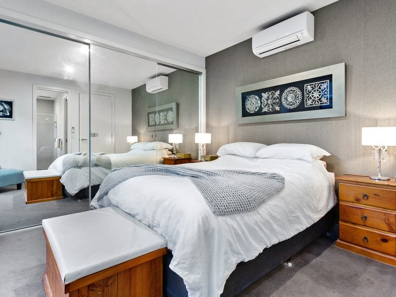 Property Gallery Thumbnail 8