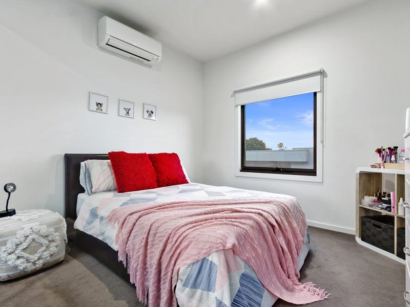 Property Gallery Thumbnail 10