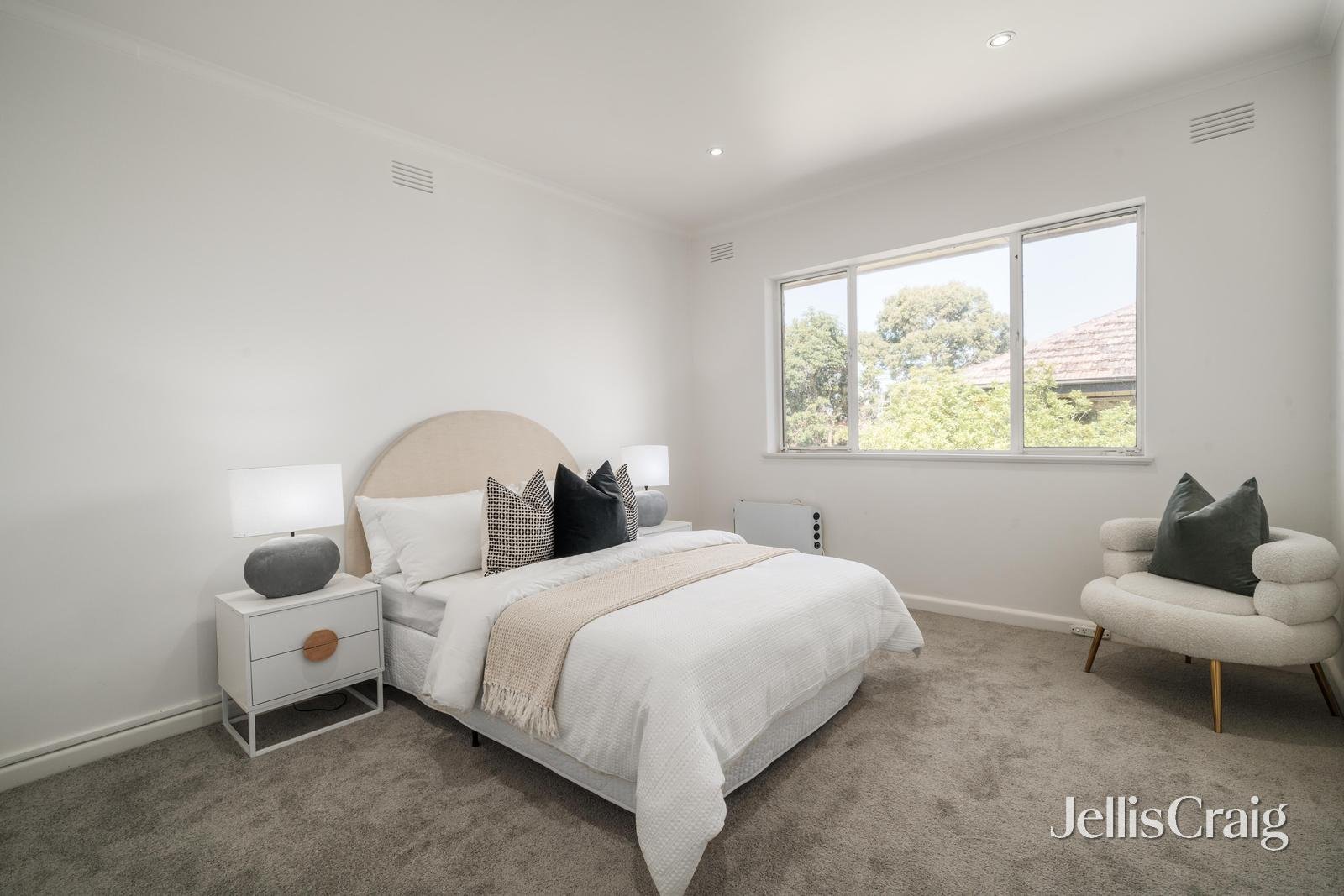 8/25 Glen Street, Hawthorn image 7