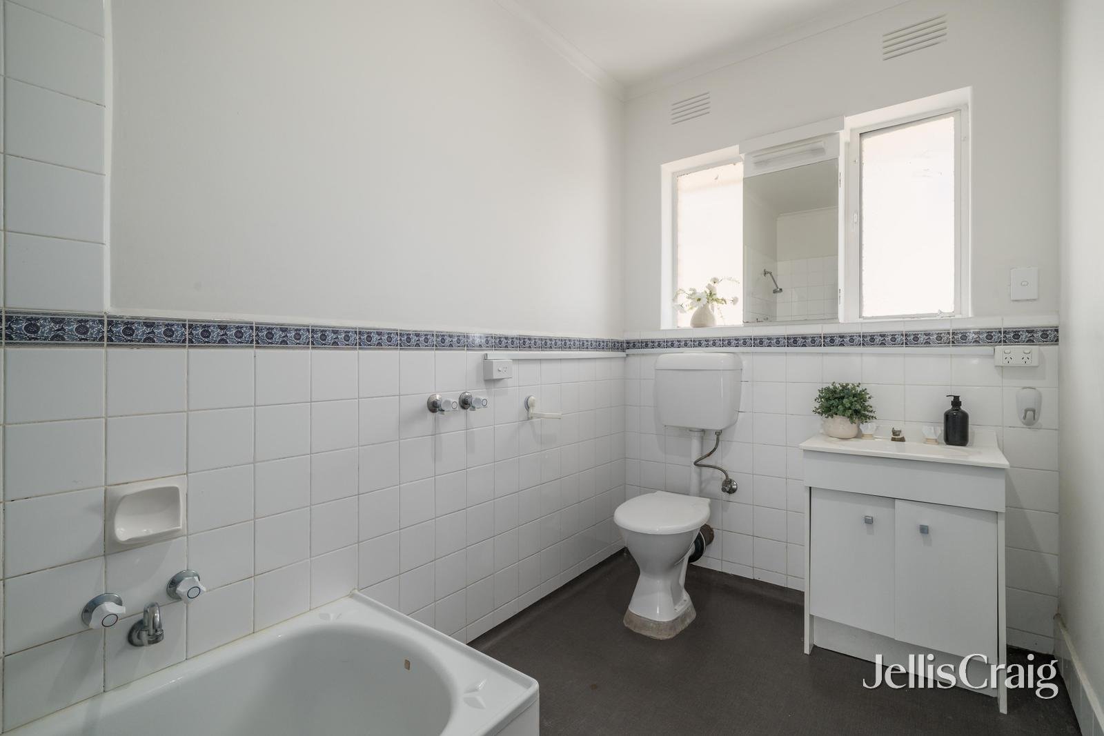 8/25 Glen Street, Hawthorn image 9