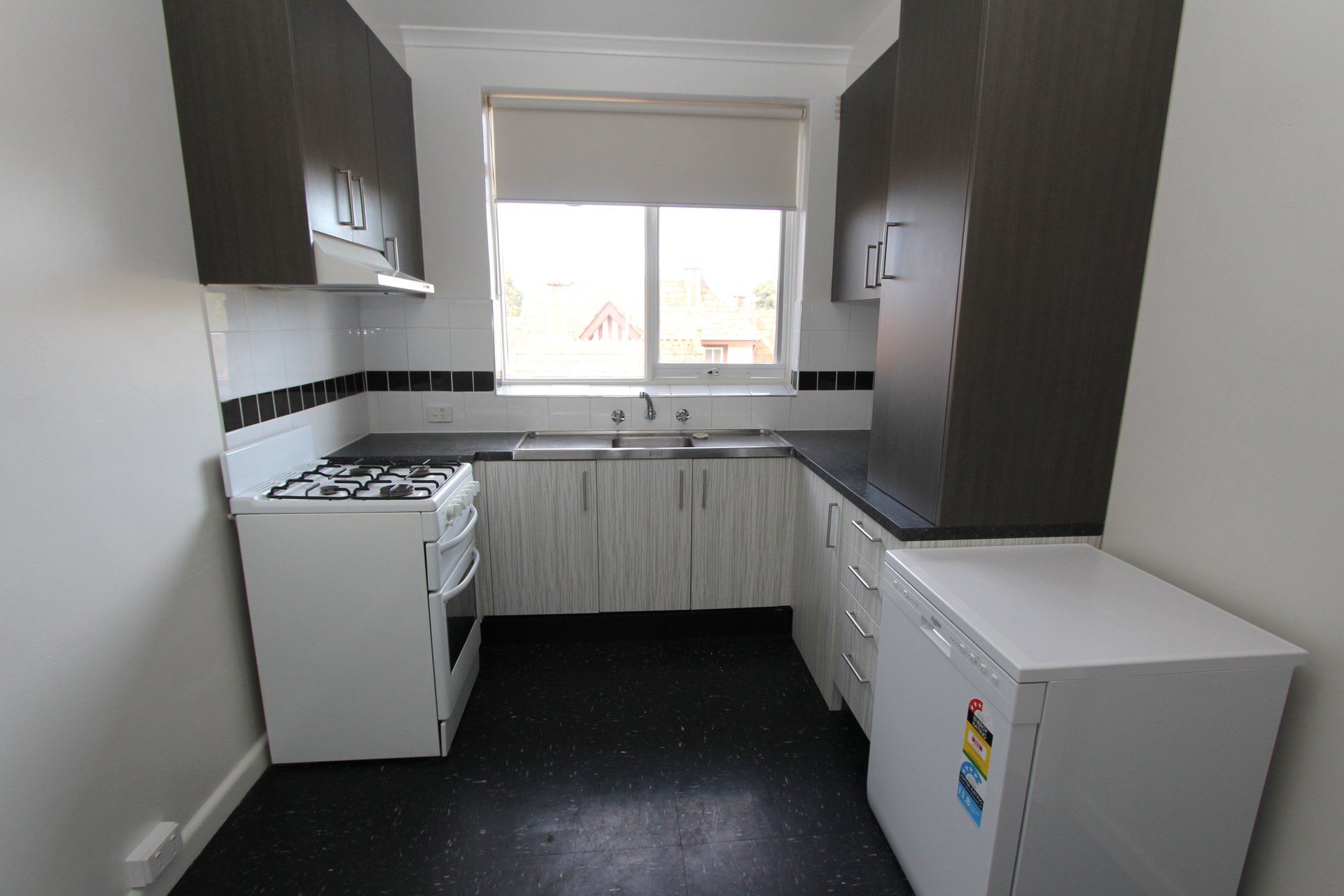 Property Gallery Thumbnail 5