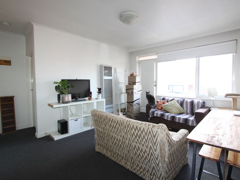 Property Gallery Thumbnail 7
