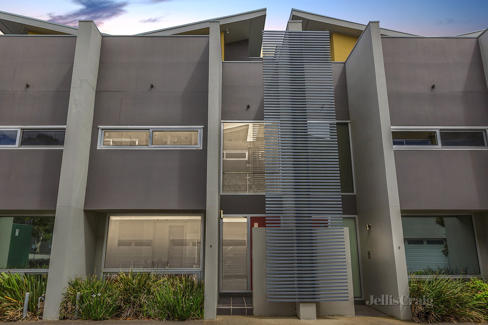 8/26 Redfern Road, Hawthorn East image 1