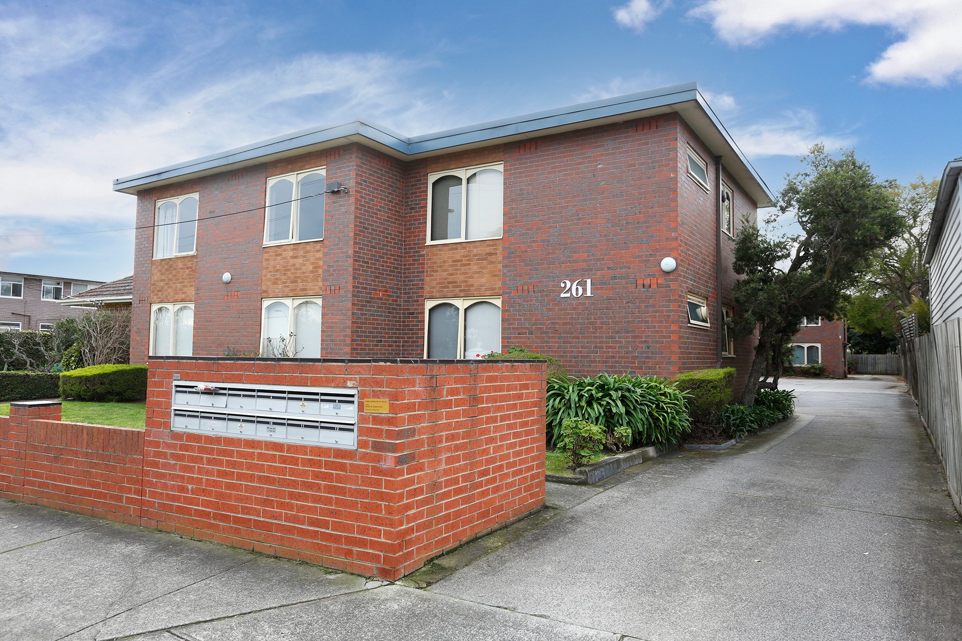 8/261 Heidelberg Road, Fairfield VIC 3078
