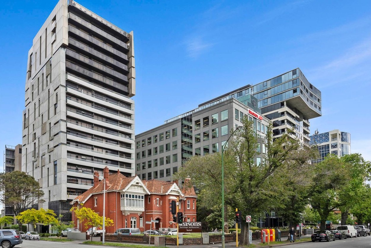826 / 572 St Kilda Road MELBOURNE