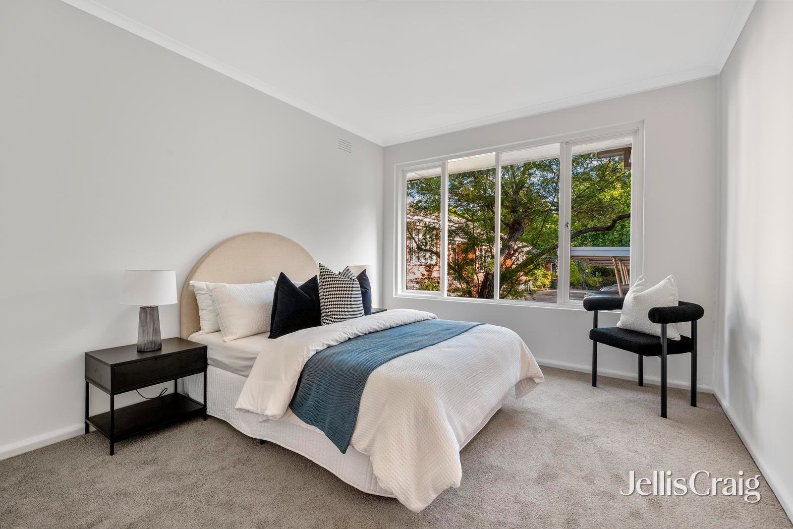 8/27 Albion Road, Box Hill image 5