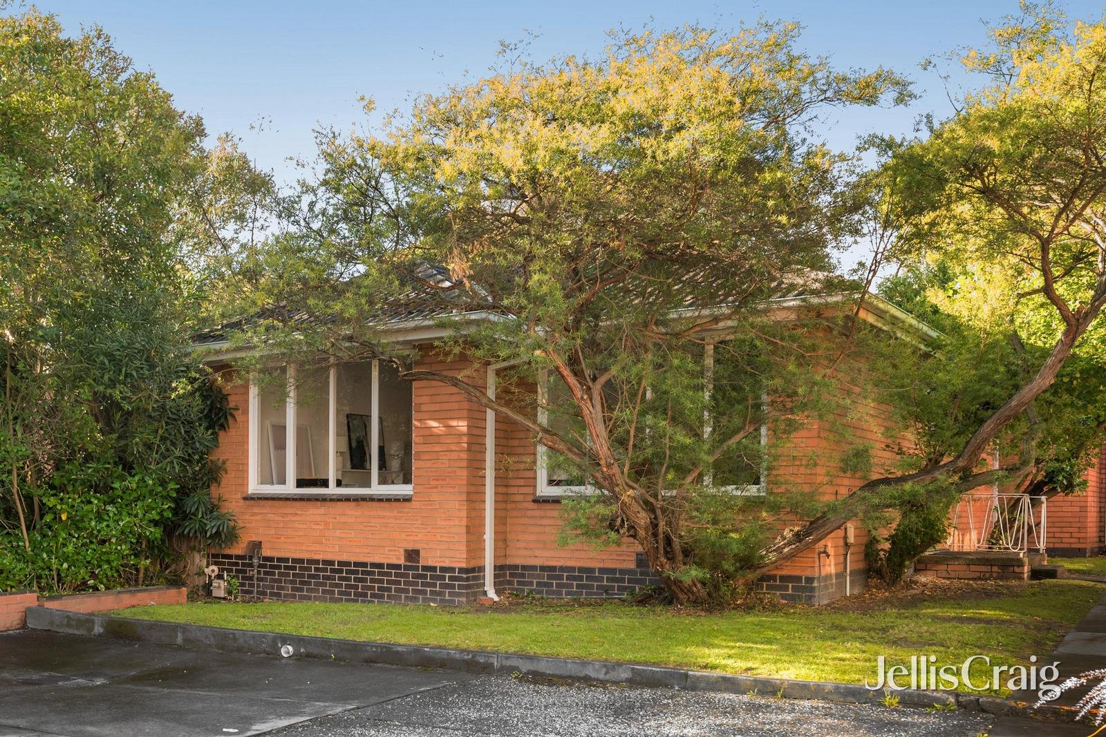 8/27 Albion Road, Box Hill image 8