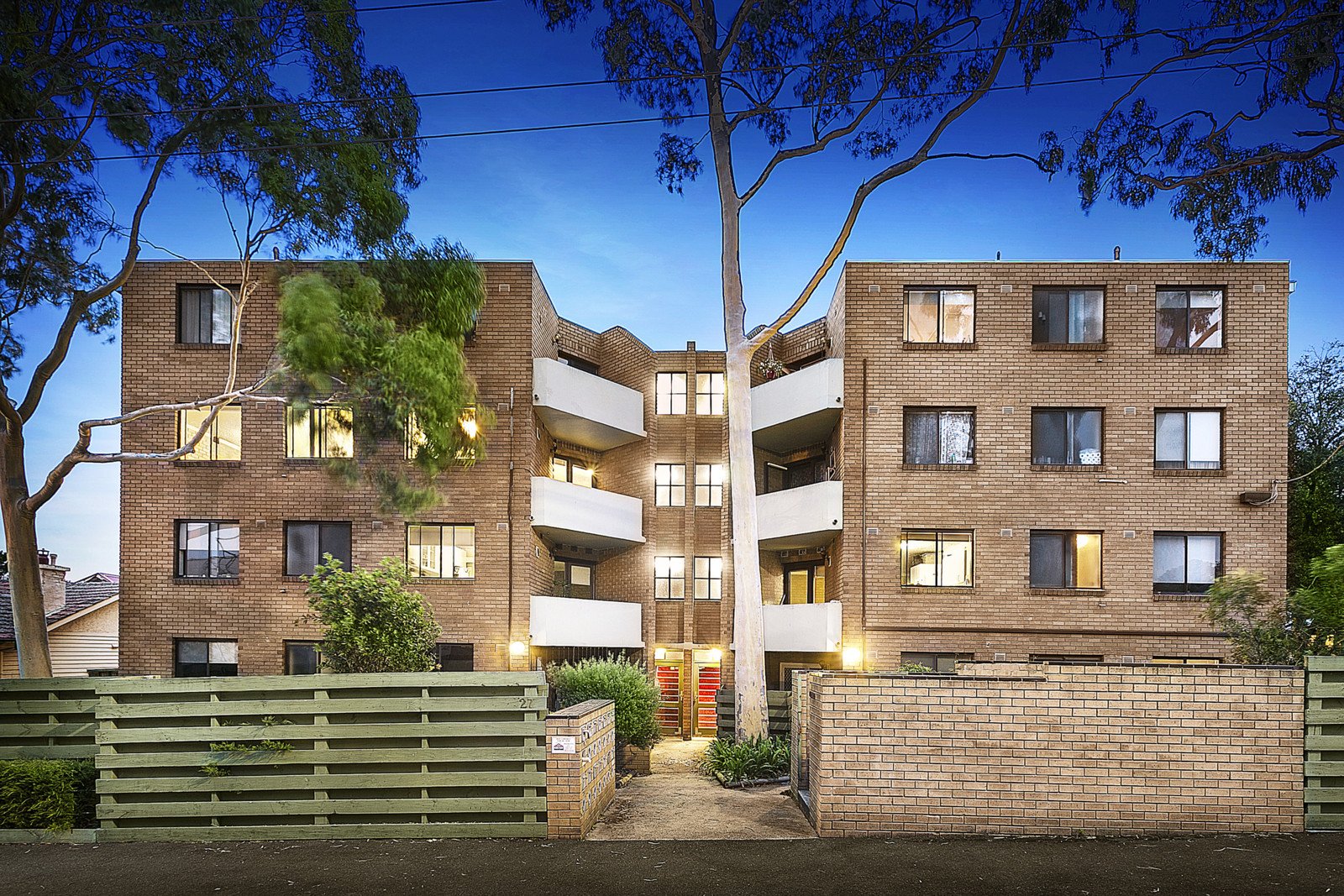 8/27 Brougham Street, Kew, VIC, 3101 RT Edgar