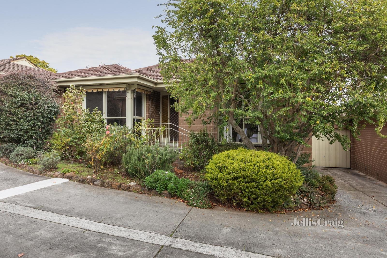 8/27 High Road, Camberwell image 6