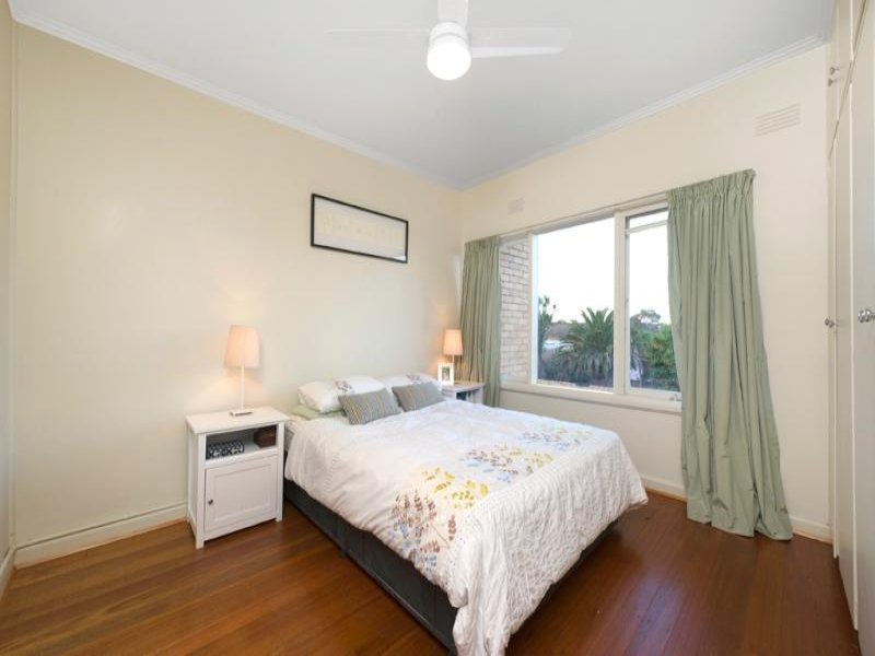 8/27 Hill Street, Hawthorn image 4