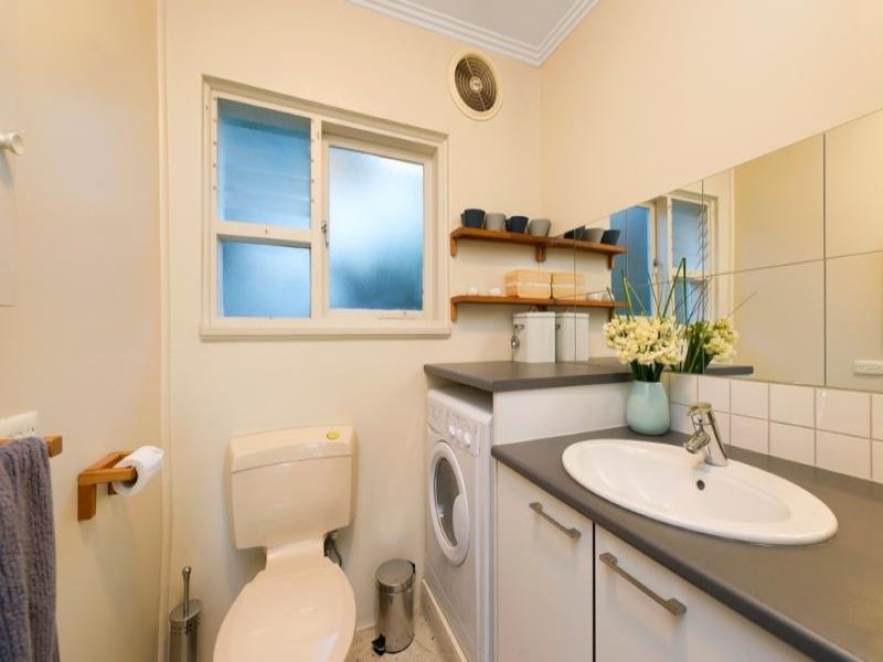 8/27 Hill Street, Hawthorn image 5