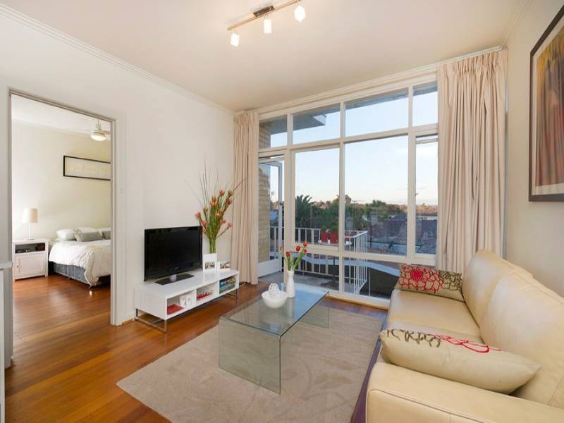 8/27 Hill Street, Hawthorn image 2