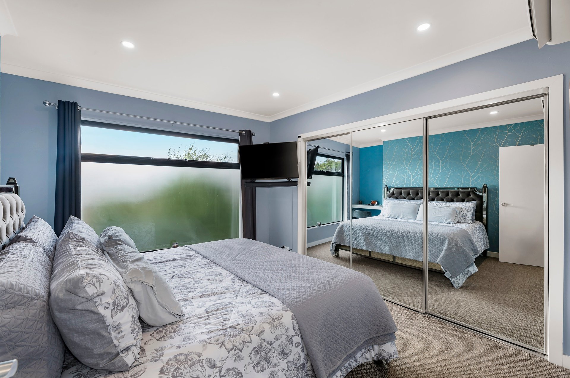 8/27 Pitt Street, Ringwood image 5