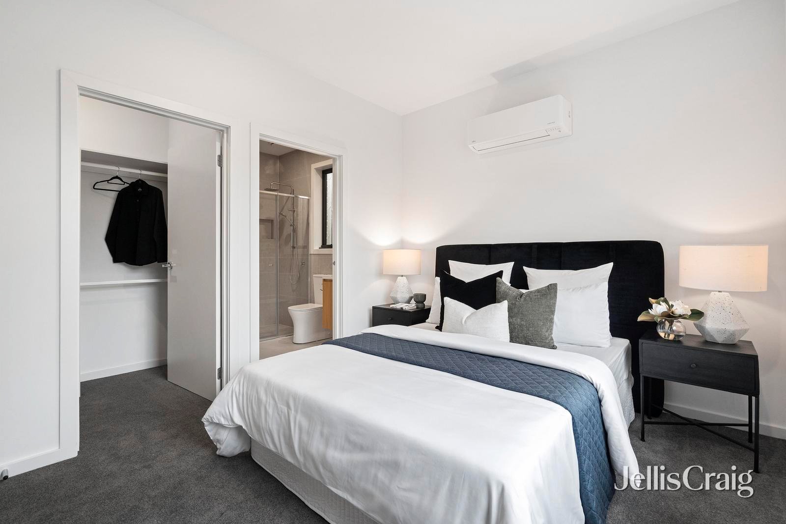 8/28-30 Ross Road, Croydon image 8