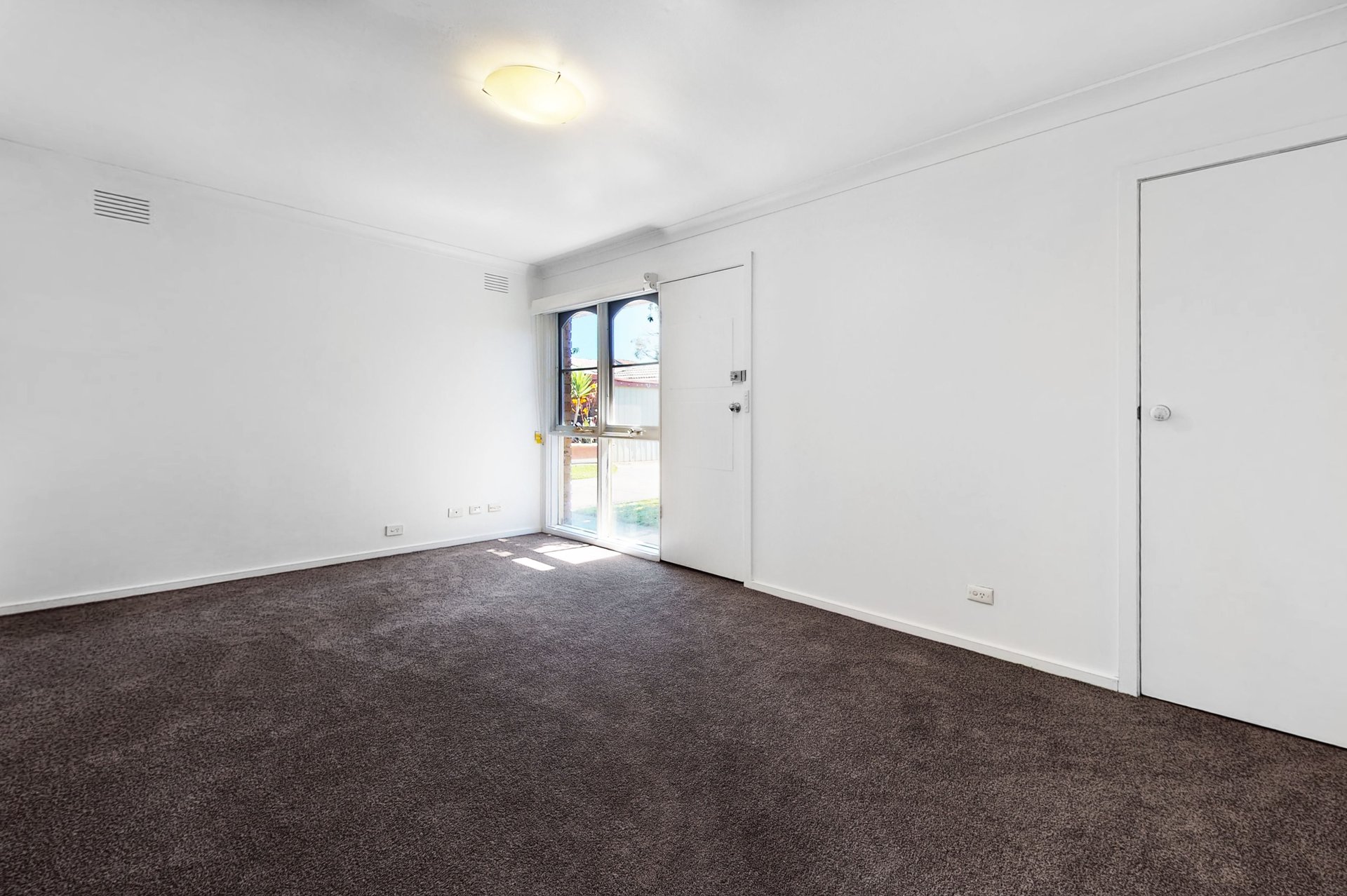 8/28 Coorigil Road, Carnegie image 6